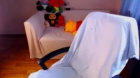 Snapshot of fairy_elli_hot chatting on September 19, 1:43 pm Elli online show from September 19, 1:43 pm