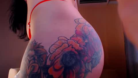 Snapshot of fairy_elli_hot chatting on September 8, 3:00 pm Elli online show from September 8, 3:00 pm