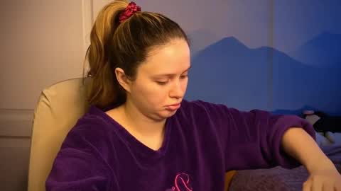 Ilona online show from February 2, 8:24 am