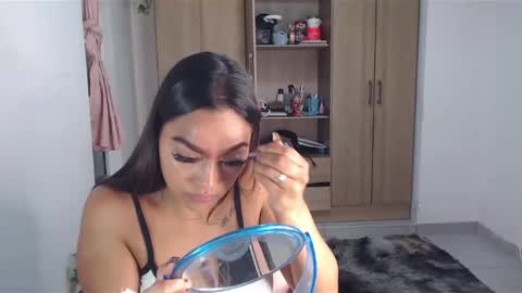 Snapshot of fairylatin chatting on January 15, 7:59 am fairylatin online show from January 15, 7:59 am