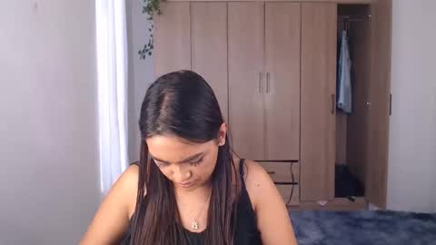 Snapshot of fairylatin chatting on March 2, 9:19 pm fairylatin online show from March 2, 9:19 pm