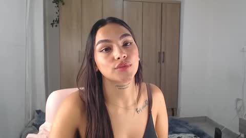 Snapshot of fairylatin chatting on February 18, 12:48 am fairylatin online show from February 18, 12:48 am