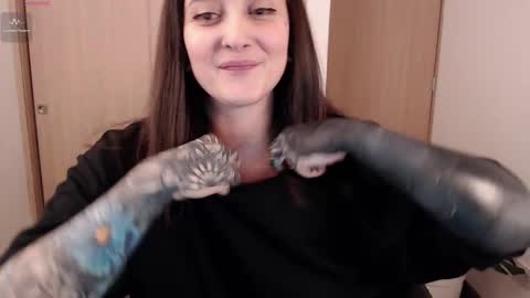 Snapshot of fallenag__ chatting on March 7, 12:37 am OF fallenag 1 online show from March 7, 12:37 am