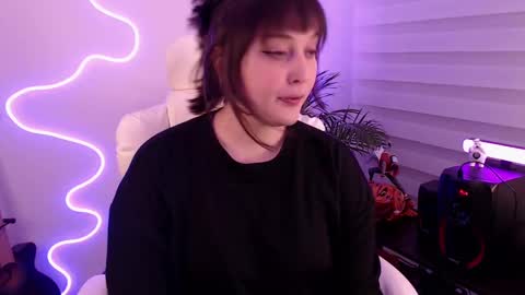 Snapshot of fallenag__ chatting on September 28, 2:18 am OF fallenag 1 online show from September 28, 2:18 am