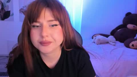 Snapshot of fameyblum chatting on October 29, 1:26 pm fameyblum online show from October 29, 1:26 pm