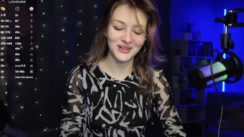 Snapshot of fancymeee chatting on February 6, 1:54 pm fancymeee online show from February 6, 1:54 pm