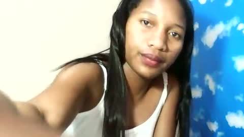 Snapshot of faniriah27 chatting on October 11, 10:56 pm faniriah27 online show from October 11, 10:56 pm