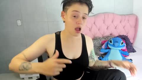 Snapshot of fanny_18 chatting on September 25, 1:37 am FANNY online show from September 25, 1:37 am