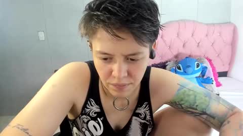 Snapshot of fanny_18 chatting on October 3, 4:39 am FANNY online show from October 3, 4:39 am