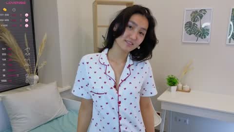 Snapshot of fannygarland chatting on January 9, 1:50 am Eva online show from January 9, 1:50 am
