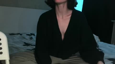 Kira online show from April 26, 2:20 am