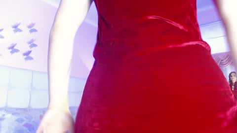 Snapshot of farahh_magdaly chatting on December 27, 12:01 pm Farah online show from December 27, 12:01 pm