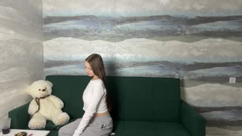 Snapshot of farahmantifel chatting on October 18, 1:36 pm Anna Scovich online show from October 18, 1:36 pm