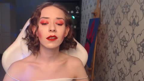 Fascinating   Eyes online show from May 21, 8:40 pm