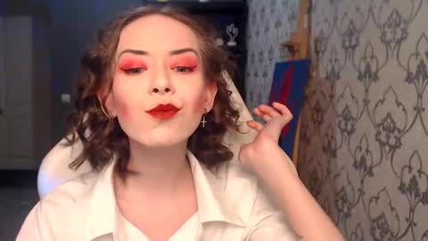 Fascinating   Eyes online show from June 10, 9:57 pm