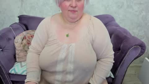 fashiona online show from January 21, 7:37 am