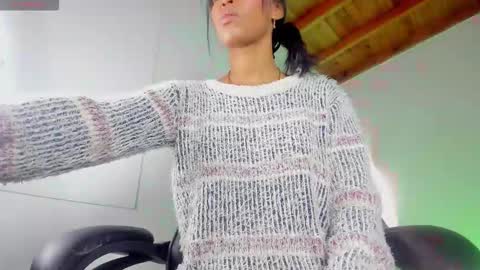 Snapshot of fatimallove_ chatting on October 14, 2:19 pm Fatima online show from October 14, 2:19 pm