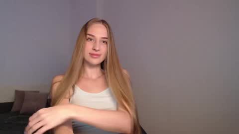 Femke online show from December 17, 7:15 pm