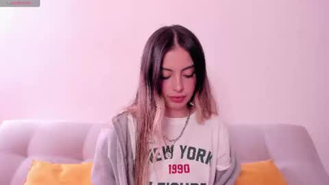 fernanda  online show from July 26, 4:26 pm