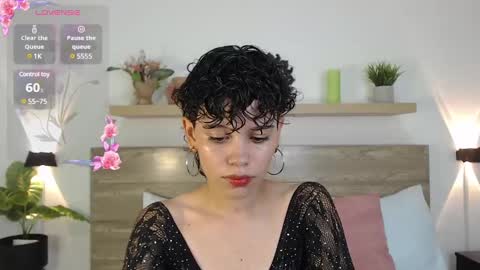 Snapshot of fernanda_indie chatting on January 11, 2:20 am F E R N A N D A online show from January 11, 2:20 am