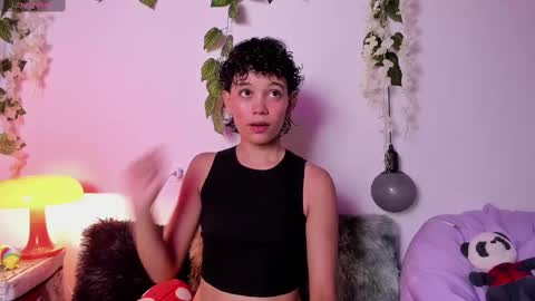 Snapshot of fernanda_indie chatting on September 14, 3:37 am F E R N A N D A online show from September 14, 3:37 am
