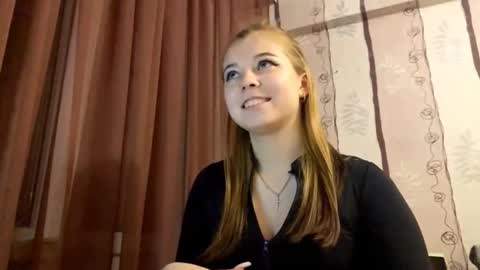 fernandamathson online show from October 18, 4:32 pm