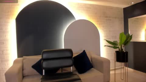 Snapshot of fernandax1_ chatting on October 9, 11:03 am FER online show from October 9, 11:03 am