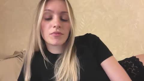 Lisa online show from November 24, 11:12 am