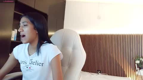 Freyja  online show from February 16, 5:24 pm