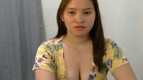 fhwilloughbyxx online show from July 28, 12:48 pm