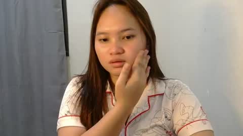 fhwilloughbyxx online show from July 26, 1:19 pm