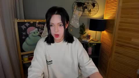 fiamoory online show from January 4, 8:28 am