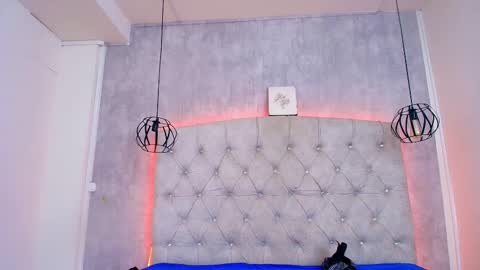 Snapshot of fieramadame chatting on September 9, 1:33 pm online show from September 9, 1:33 pm