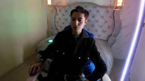   online show from February 11, 12:06 pm