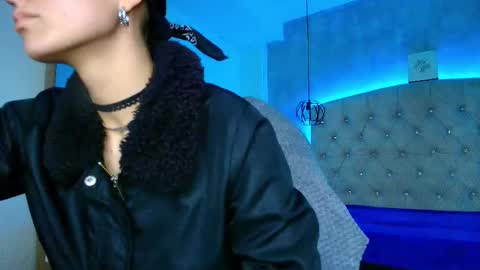 Snapshot of fieramadame chatting on September 30, 4:45 pm online show from September 30, 4:45 pm