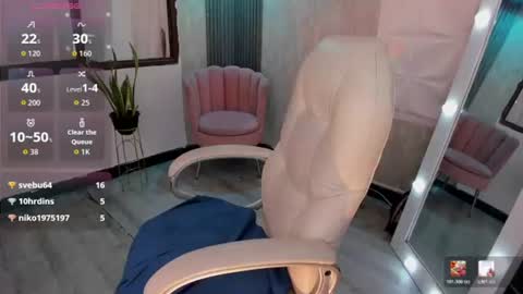 fieywoman online show from June 17, 8:43 pm