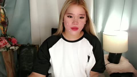  Angela  DONT FORGET TO FOLLOW AND GIVE ME APPRECIATION online show from December 4, 3:04 am