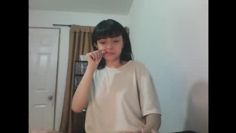 Snapshot of finnky1 chatting on October 2, 5:23 am finnky1 online show from October 2, 5:23 am