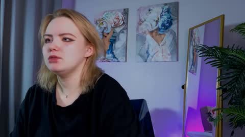 Fiona online show from March 30, 11:15 pm