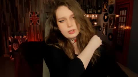 fiora online show from February 12, 2:30 pm