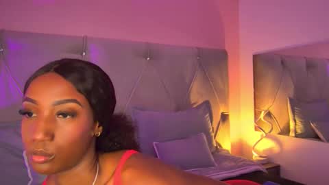 Snapshot of fiorelalenin chatting on February 22, 2:27 pm Fiorela Lenin online show from February 22, 2:27 pm