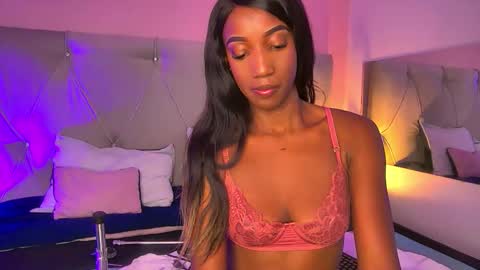 Fiorela Lenin  online show from October 20, 6:55 pm