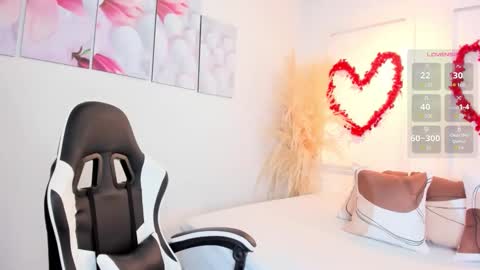 Fio  online show from February 27, 8:52 pm