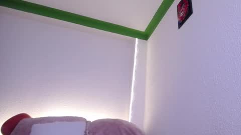 Snapshot of fireeprincess chatting on September 25, 11:09 am Princess Tianna online show from September 25, 11:09 am