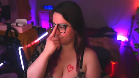 Lio Roxy online show from April 9, 3:09 am