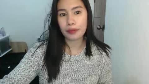 Snapshot of fireychiq chatting on October 14, 10:07 am Nina online show from October 14, 10:07 am