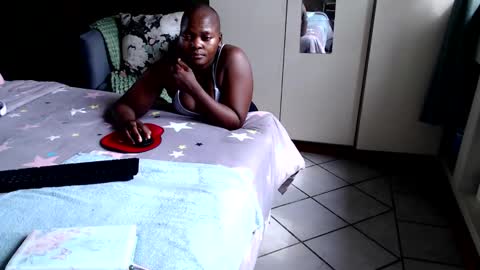 fitblair66_ online show from November 10, 12:22 pm