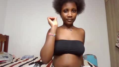 flirty_arrya online show from May 25, 11:42 am