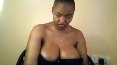 flirtymimie online show from July 25, 7:15 am