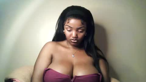 flirtymimie online show from June 19, 9:24 am